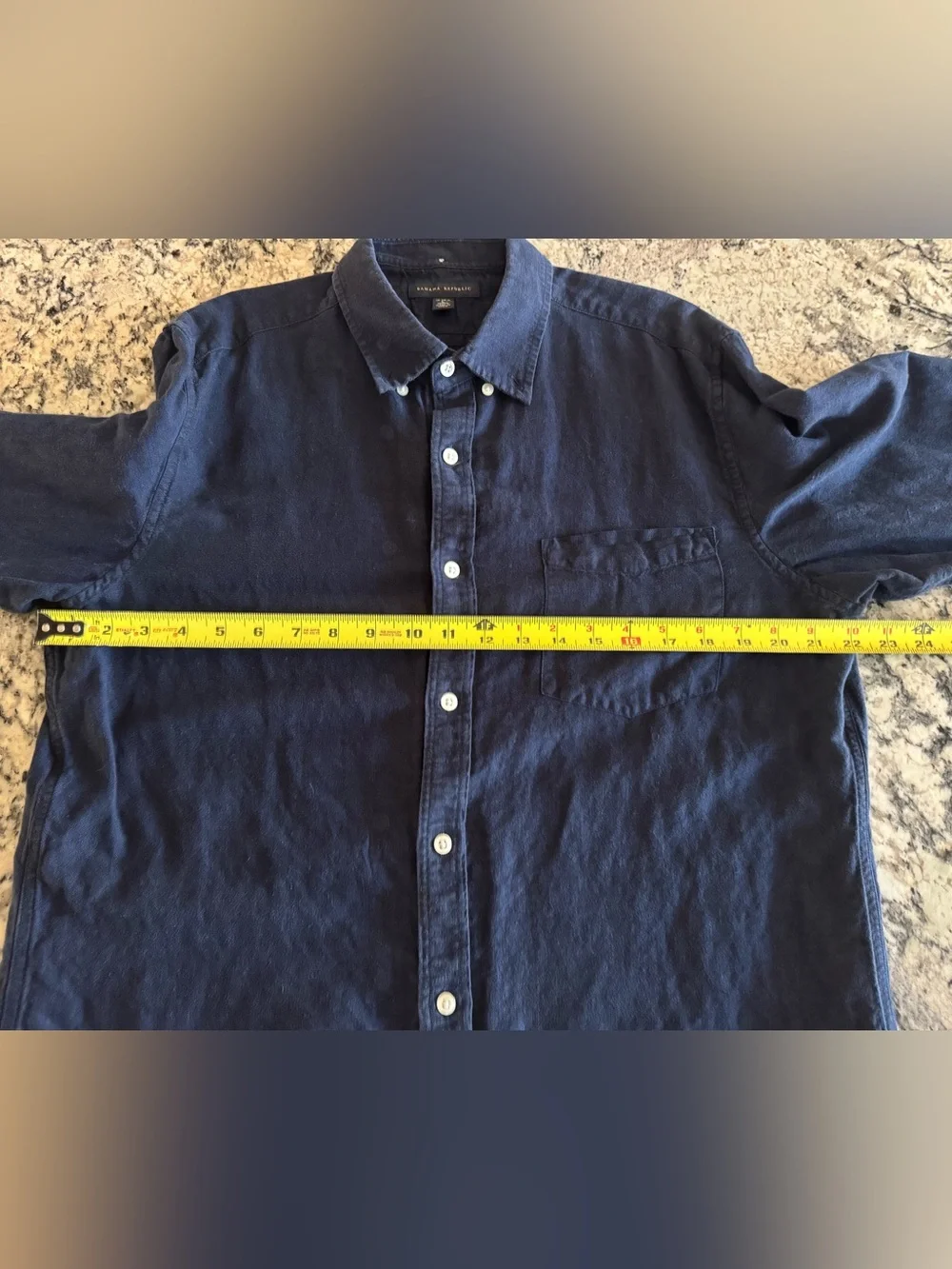 Banana Republic Men's Navy Button-Down Long Sleeve Shirt  Size 16 1/2